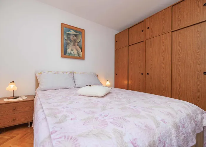 Kata Apartman